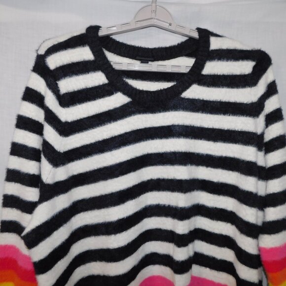 Torrid Womens 4 Black White Rainbow Striped Fuzzy eyelash  Pullover Sweater - Picture 3 of 10